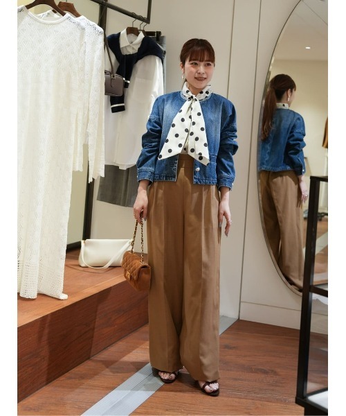 allureville（アルアバイル）の「デニムノーカラージャケット（ノーカラージャケット・レディース・インディゴブルー・2/1）」の16枚目の写真