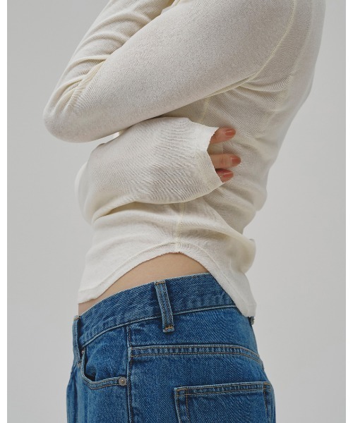 TODAYFUL(トゥデイフル)の「Soft Fraise Tops(Tシャツ/カットソー・レディース・スミクロ/グレー/アイボリー・FREE)」の5枚目の写真