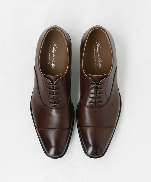 A DAY IN THE LIFE UNITED ARROWS(アデイインザライフユナイテッドアローズ)の「スムースレザー ストレートチップ シューズ-撥水-<A DAY IN THE LIFE>(ドレスシューズ・メンズ・ダークブラウン/ブラック・8/8h/9/7h)」の4枚目の写真