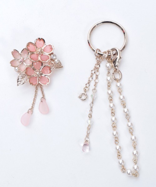 axes femme（アクシーズファム）の「桜モチーフブローチ＆チャーム（その他雑貨・レディース・シルバー/ゴールド・FREE）」の3枚目の写真