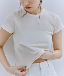Obis＆（オビスアンド）の「ピタッとしすぎない大人の究極とろみミニTシャツ（Tシャツ/カットソー）」