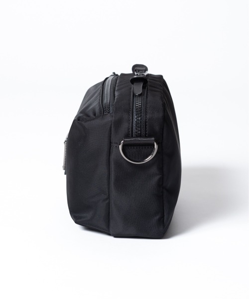 MAKAVELIC(マキャベリック)の「★MAKAVELIC★MARK SHOULDER BAG & POUCH(ショルダーバッグ・メンズ・ブラック・FREE)」の3枚目の写真