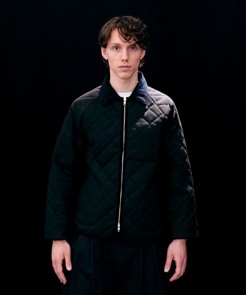 LAVENHAM(ラベンハム)の「Black Edition Raglan Teynham Mens / ブラック エディション ラグラン テイナム メンズ(その他アウター・メンズ・ブラック・S/M/L)」の1枚目の写真