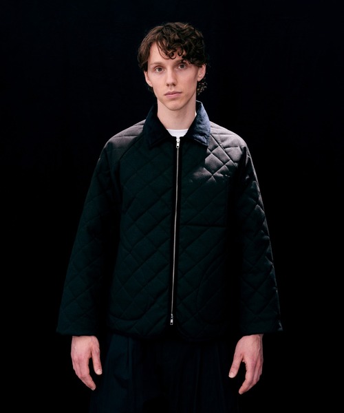 LAVENHAM(ラベンハム)の「Black Edition Raglan Teynham Mens / ブラック エディション ラグラン テイナム メンズ(その他アウター・メンズ・ブラック・S/M/L)」の2枚目の写真