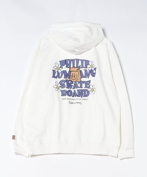 Right-on(ライトオン)の「【Philip Lumbang】カリフォルニアグラフィック プリントスウェットパーカー (ストリートコーデ / 大人カジュアル / ミッドウェイト)(パーカー・メンズ・ブラウン/ホワイト/サックスブルー・M/L/XL)」の4枚目の写真