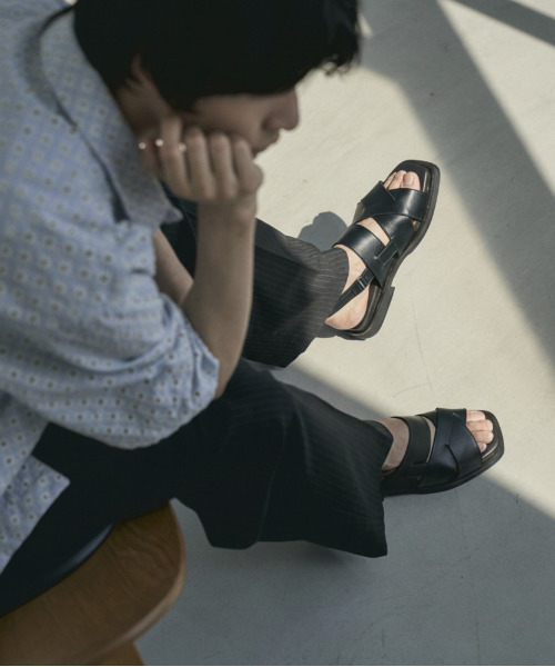 EARLE（アール）の「EARLE アール / Band& SR buckle sandals サイドリリースバックルバンドレザーサンダル / ER6301（サンダル・メンズ・ブラック・43/42/41/40）」の8枚目の写真