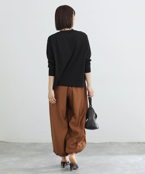 IENA(イエナ)の「ウォッシャブル シアーニットプルオーバー(ニット/セーター・レディース・ブラック/サックスブルー/ベージュ・FREE)」の13枚目の写真