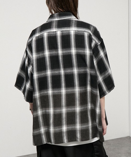 Alfred Alex(アルフレッドアレックス)の「【Alfred Alex】Gradient Ombre Check Shirt /グラデーション オーバーサイズ オンブレチェックシャツ(シャツ/ブラウス・メンズ・ネイビー/ブルーグリーン/ブラック/ブラウン・M/S/L)」の5枚目の写真
