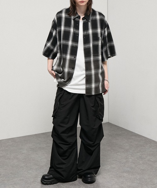 Alfred Alex(アルフレッドアレックス)の「【Alfred Alex】Gradient Ombre Check Shirt /グラデーション オーバーサイズ オンブレチェックシャツ(シャツ/ブラウス・メンズ・ネイビー/ブルーグリーン/ブラック/ブラウン・M/S/L)」の9枚目の写真