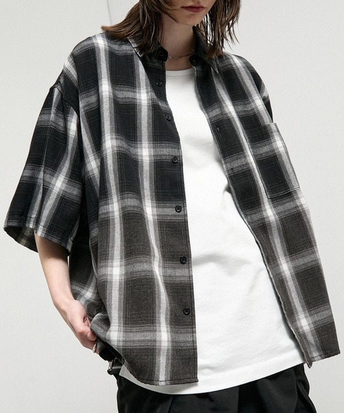 Alfred Alex(アルフレッドアレックス)の「【Alfred Alex】Gradient Ombre Check Shirt /グラデーション オーバーサイズ オンブレチェックシャツ(シャツ/ブラウス・メンズ・ネイビー/ブルーグリーン/ブラック/ブラウン・M/S/L)」の14枚目の写真