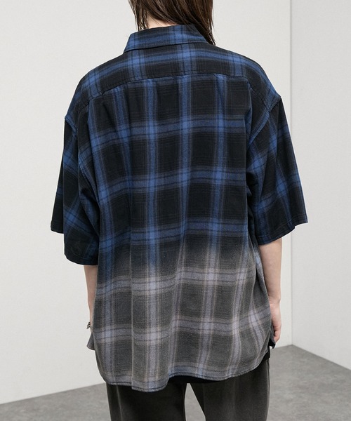 Alfred Alex(アルフレッドアレックス)の「【Alfred Alex】Gradient Ombre Check Shirt /グラデーション オーバーサイズ オンブレチェックシャツ(シャツ/ブラウス・メンズ・ネイビー/ブルーグリーン/ブラック/ブラウン・M/S/L)」の19枚目の写真