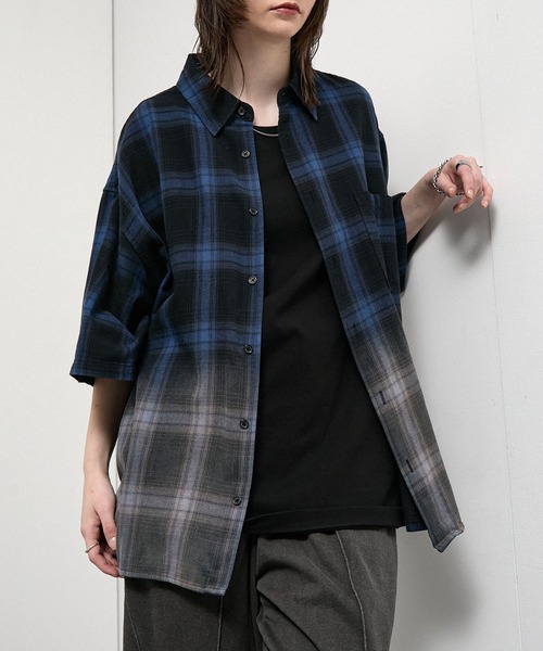Alfred Alex(アルフレッドアレックス)の「【Alfred Alex】Gradient Ombre Check Shirt /グラデーション オーバーサイズ オンブレチェックシャツ(シャツ/ブラウス・メンズ・ネイビー/ブルーグリーン/ブラック/ブラウン・M/S/L)」の22枚目の写真