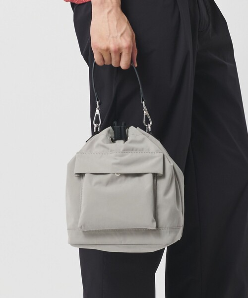 BEAUTY&YOUTH UNITED ARROWS(ビューティーアンドユースユナイテッドアローズ)の「ソフト ファブリック 2WAYショルダー バッグ(ハンドバッグ・メンズ・ライム/ブラック・FREE)」の21枚目の写真