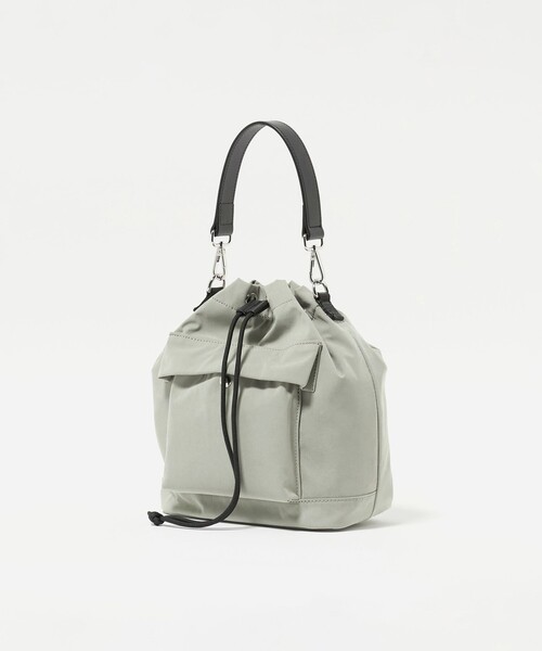 BEAUTY&YOUTH UNITED ARROWS(ビューティーアンドユースユナイテッドアローズ)の「ソフト ファブリック 2WAYショルダー バッグ(ハンドバッグ・メンズ・ライム/ブラック・FREE)」の3枚目の写真