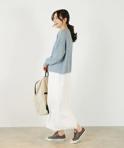 MELROSE claire(メルローズ クレール)の「【微光沢のリリヤーンケーブル透かし柄ニット】(ニット/セーター・レディース・ブルー/ホワイト/ブラウン・FREE)」の16枚目の写真
