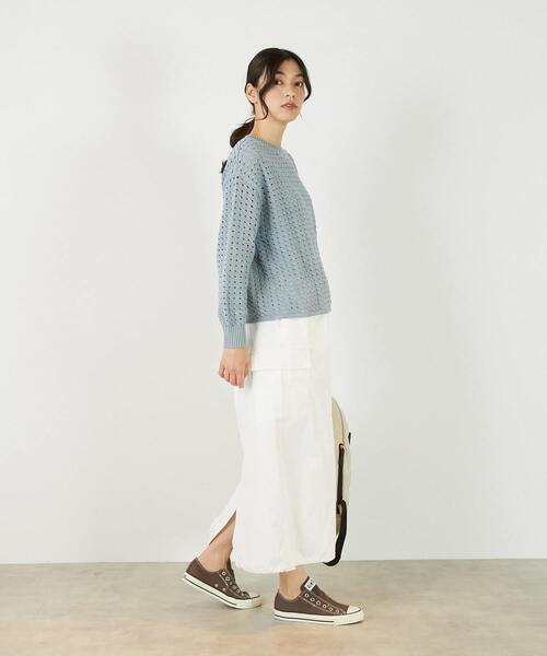 MELROSE claire(メルローズ クレール)の「【微光沢のリリヤーンケーブル透かし柄ニット】(ニット/セーター・レディース・ブルー/ホワイト/ブラウン・FREE)」の18枚目の写真