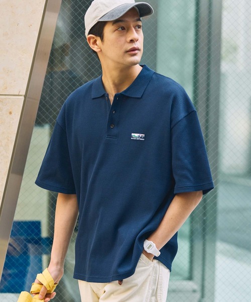 THE CRAFT CREW PRODUCTS（ザクラフトクループロダクツ）の「【UNNOTICEシリーズ】ファンクショナルファブリック ヘビーワッフル オーバーサイズ 半袖ポロシャツ / 抗菌防臭・UVカット【THE CRAFT CREW PRODUCTS】（ポロシャツ・メンズ・アッシュグレー/オフホワイト/ブラック/グレイッシュベージュ/ダークネイビー/チャコール・S/M/L）」の15枚目の写真