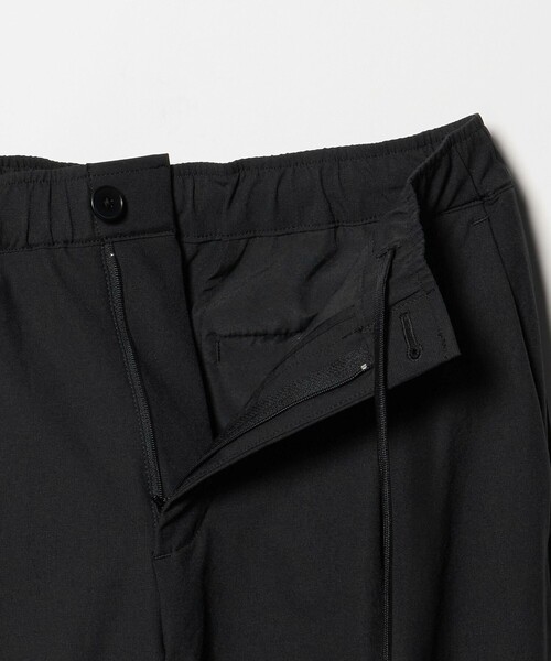 BEAUTY&YOUTH UNITED ARROWS（ビューティーアンドユースユナイテッドアローズ）の「スラブ １プリーツ イージー テーパード パンツ NO.5 ストレッチ 撥水 UVカット（その他パンツ・メンズ・ネイビー/ダークグレー/ブラック・M/XL/S/L）」の16枚目の写真