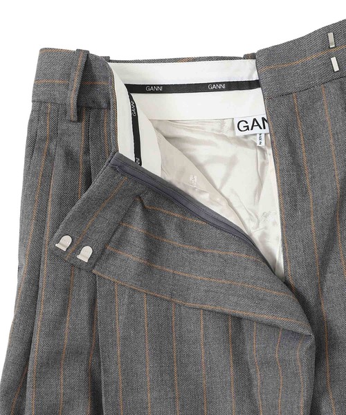 GANNI（ガニー）の「Brushed Wool Stripe Mid Waist W0761（その他パンツ・レディース・グレー・36/34）」の5枚目の写真