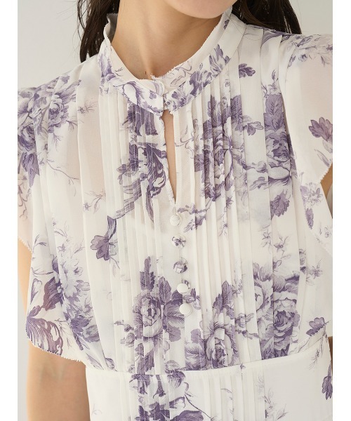 SNIDEL（スナイデル）の「【販路限定サイズあり】Sustainableプリーツプリントワンピース（ワンピース・レディース・ミント/ホワイト/ライトピンク/ダークネイビー・1/00/2/0）」の14枚目の写真