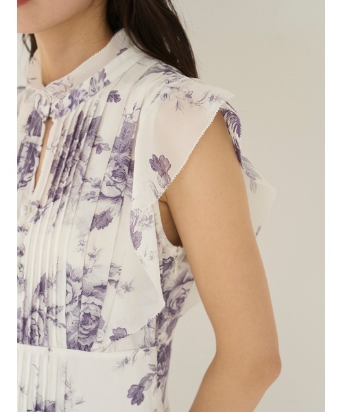 SNIDEL（スナイデル）の「【販路限定サイズあり】Sustainableプリーツプリントワンピース（ワンピース・レディース・ミント/ホワイト/ライトピンク/ダークネイビー・1/00/2/0）」の15枚目の写真