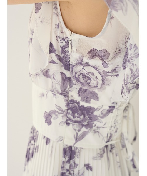 SNIDEL（スナイデル）の「【販路限定サイズあり】Sustainableプリーツプリントワンピース（ワンピース・レディース・ミント/ホワイト/ライトピンク/ダークネイビー・1/00/2/0）」の17枚目の写真