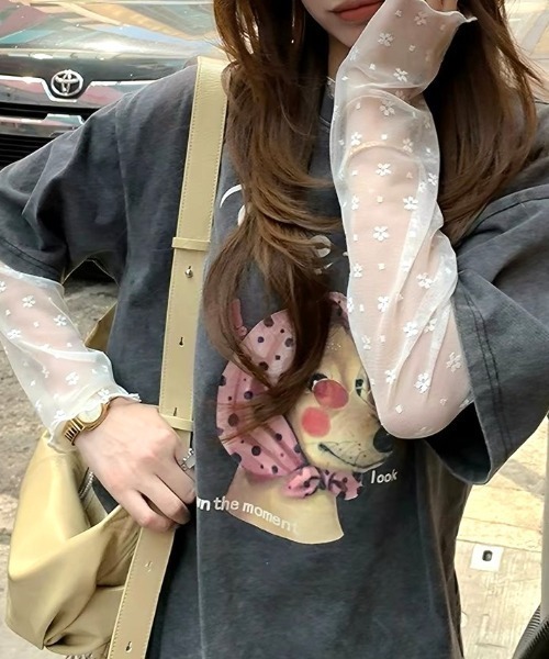 Vipoa(ヴィポア)の「小花柄チュールシアートップス(Tシャツ/カットソー・レディース・ホワイト・FREE)」の19枚目の写真