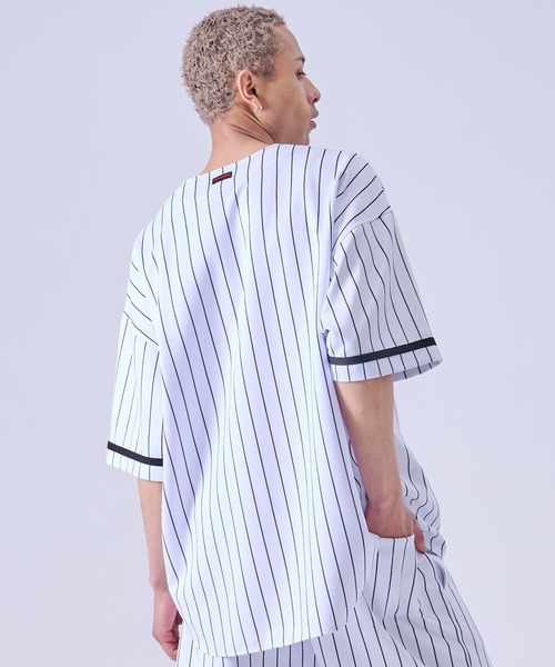 FUBU( フブ)の「FUBU フブ ブランド Patch Baseball Shirts/パッチ付きベースボールシャツ(シャツ/ブラウス・メンズ・カモフラージュ/ホワイト/ブラック・XXL/XL/L/M)」の13枚目の写真