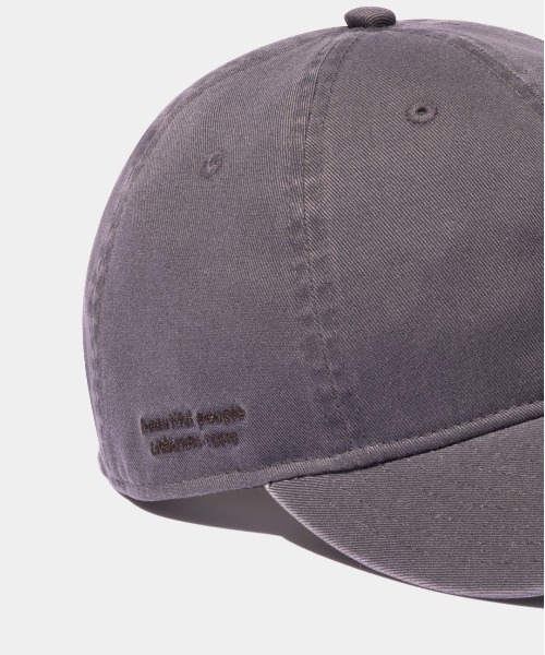 beautiful people（ビューティフルピープル）の「New Era(R) little people embroidery cap（キャップ・レディース・ベージュ/ブラック/グレー・M）」の9枚目の写真