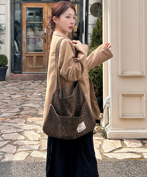 MATINCOX(マーティンコックス)の「MoodCurve - Leopard Darkbrown(エコバッグ/サブバッグ・レディース・その他・FREE)」の13枚目の写真