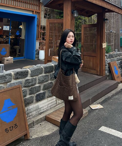 MATINCOX(マーティンコックス)の「MoodCurve - Leopard Darkbrown(エコバッグ/サブバッグ・レディース・その他・FREE)」の3枚目の写真