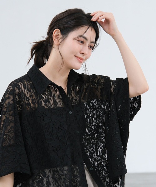 LAKOLE(ラコレ)の「レースポンチョシャツ / 663220(シャツ/ブラウス・レディース・アイボリー/ブラック/ライトブルー・FREE)」の8枚目の写真