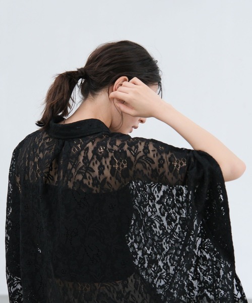 LAKOLE(ラコレ)の「レースポンチョシャツ / 663220(シャツ/ブラウス・レディース・アイボリー/ブラック/ライトブルー・FREE)」の9枚目の写真