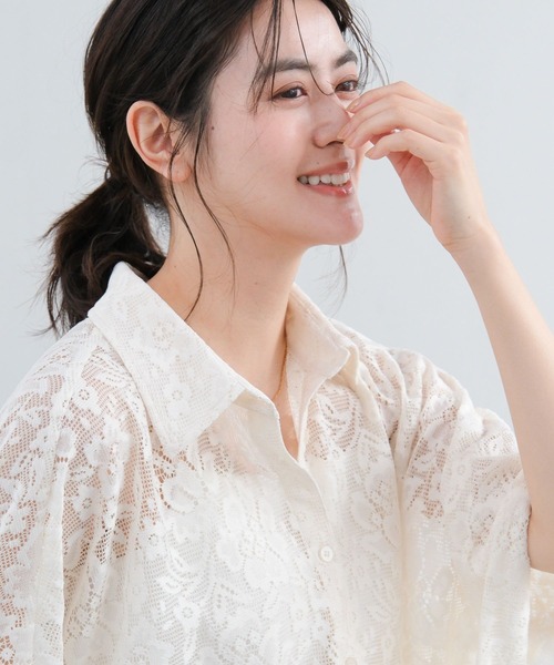 LAKOLE(ラコレ)の「レースポンチョシャツ / 663220(シャツ/ブラウス・レディース・アイボリー/ブラック/ライトブルー・FREE)」の18枚目の写真