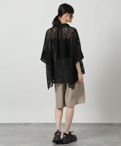 LAKOLE(ラコレ)の「レースポンチョシャツ / 663220(シャツ/ブラウス・レディース・アイボリー/ブラック/ライトブルー・FREE)」の20枚目の写真