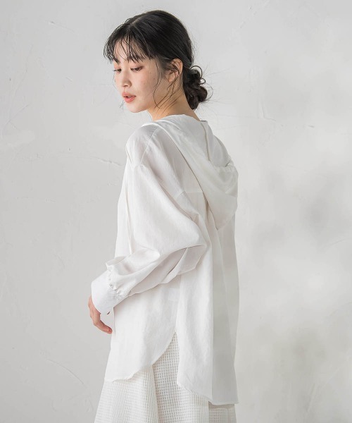 Droite lautreamont(ドロワットロートレアモン)の「ナチュラルエアータンブラーフード付きブラウス(シャツ/ブラウス・レディース・ピンク/ブラック/オフホワイト・M)」の19枚目の写真