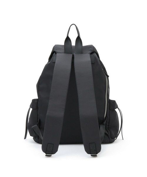ADAM ET ROPE'（アダムエロペ）の「【WEB限定】フラップポケットリュックサック（バックパック/リュック・レディース・ブラック・FREE）」の3枚目の写真