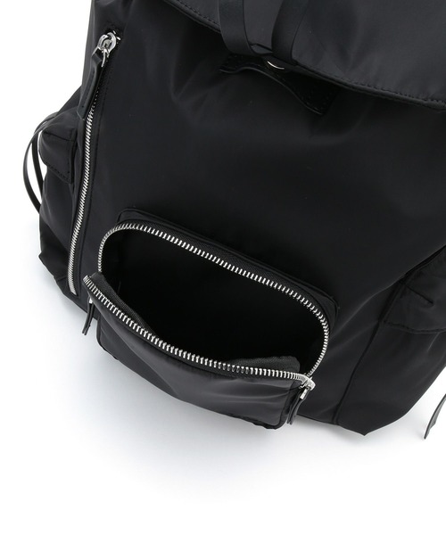 ADAM ET ROPE'（アダムエロペ）の「【WEB限定】フラップポケットリュックサック（バックパック/リュック・レディース・ブラック・FREE）」の5枚目の写真