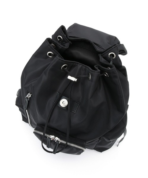 ADAM ET ROPE'（アダムエロペ）の「【WEB限定】フラップポケットリュックサック（バックパック/リュック・レディース・ブラック・FREE）」の7枚目の写真