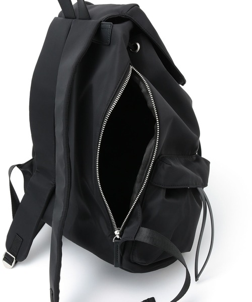 ADAM ET ROPE'（アダムエロペ）の「【WEB限定】フラップポケットリュックサック（バックパック/リュック・レディース・ブラック・FREE）」の9枚目の写真