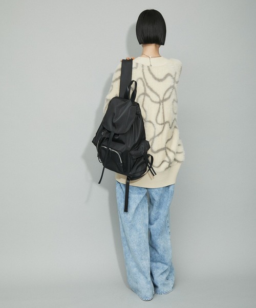 ADAM ET ROPE'（アダムエロペ）の「【WEB限定】フラップポケットリュックサック（バックパック/リュック・レディース・ブラック・FREE）」の11枚目の写真