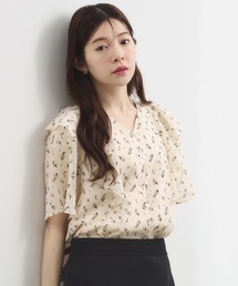 【二の腕カバー・お仕事◎】フラワープリントブラウス