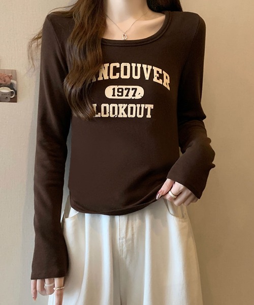 2ly2(トゥーリートゥー)の「ヴィンテージロゴ 長袖トップス(Tシャツ/カットソー・レディース・ベージュ/ボルドー/ブラウン・FREE)」の9枚目の写真