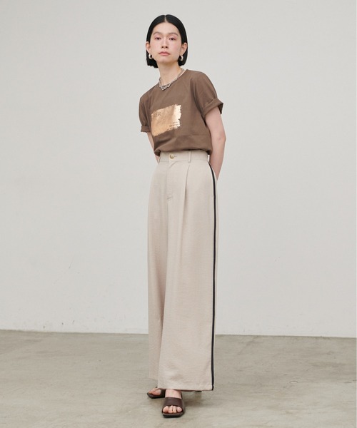 LARUTA（ラルータ）の「【LARUTA】［Web限定］タンブラーオックスラインパンツ（スラックス・レディース・グレイッシュベージュ/チャコールグレー・MEDIUM）」の16枚目の写真