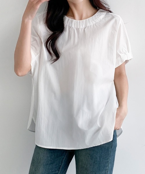 LOWO(ロワ)の「クルーネックパフスリーブポンチョシルエットゆったりブラウス(シャツ/ブラウス・レディース・ホワイト/ブラック/ブルー/イエロー・FREE)」の5枚目の写真