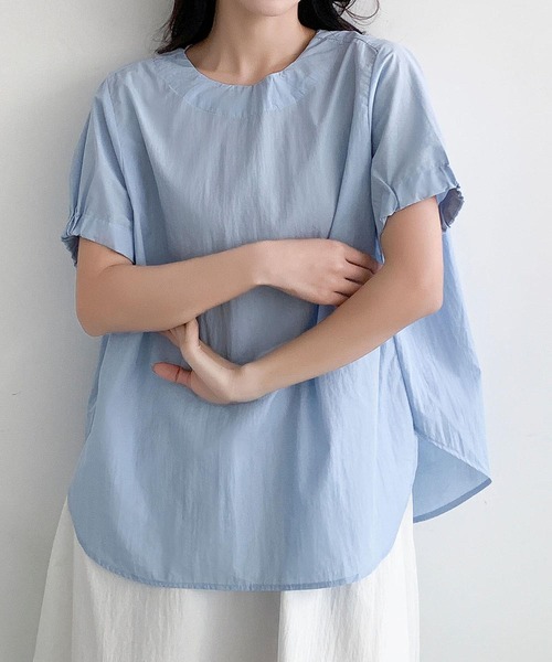 LOWO(ロワ)の「クルーネックパフスリーブポンチョシルエットゆったりブラウス(シャツ/ブラウス・レディース・ホワイト/ブラック/ブルー/イエロー・FREE)」の10枚目の写真