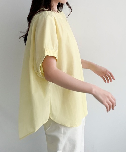 LOWO(ロワ)の「クルーネックパフスリーブポンチョシルエットゆったりブラウス(シャツ/ブラウス・レディース・ホワイト/ブラック/ブルー/イエロー・FREE)」の19枚目の写真