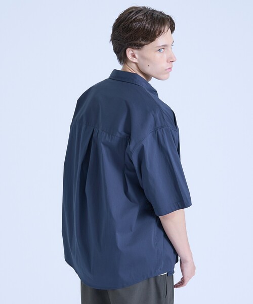 ABAHOUSE（アバハウス）の「ストレッチコットン レギュラーカラー リラックス半袖シャツ / オーバーサイズ（シャツ/ブラウス・メンズ・イエロー系その他/グリーン系その他/ブルー/ネイビー/ホワイト・48/46/44）」の14枚目の写真