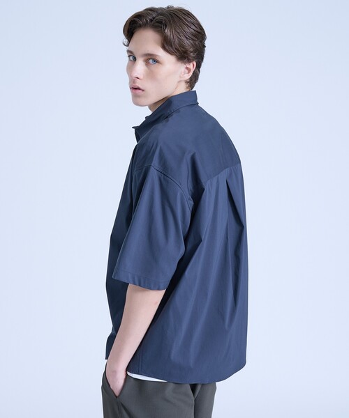 ABAHOUSE（アバハウス）の「ストレッチコットン レギュラーカラー リラックス半袖シャツ / オーバーサイズ（シャツ/ブラウス・メンズ・イエロー系その他/グリーン系その他/ブルー/ネイビー/ホワイト・48/46/44）」の15枚目の写真