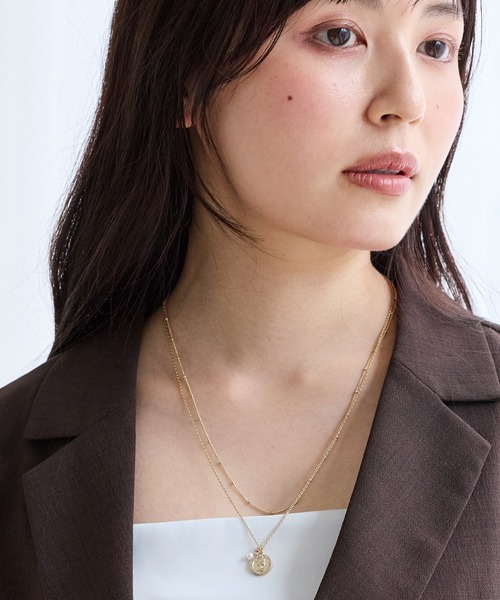 LAVEANGE(ラビアンジェ)の「コイン×パール2連マグネットネックレス(ネックレス・レディース・ゴールド/シルバー・F)」の10枚目の写真